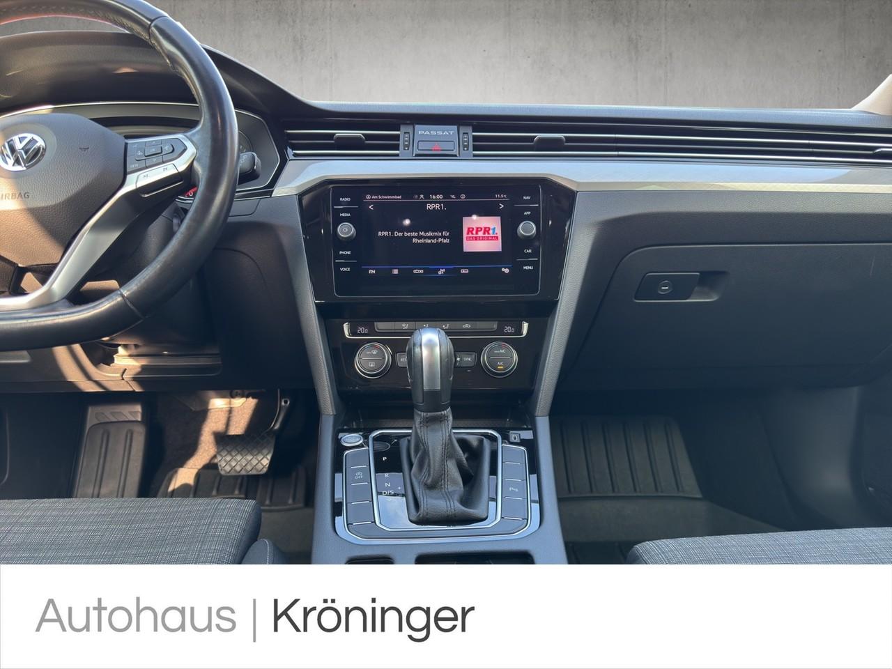 Volkswagen Passat Variant Business AHK Navi Privacy