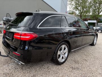 Mercedes E 220 - 6