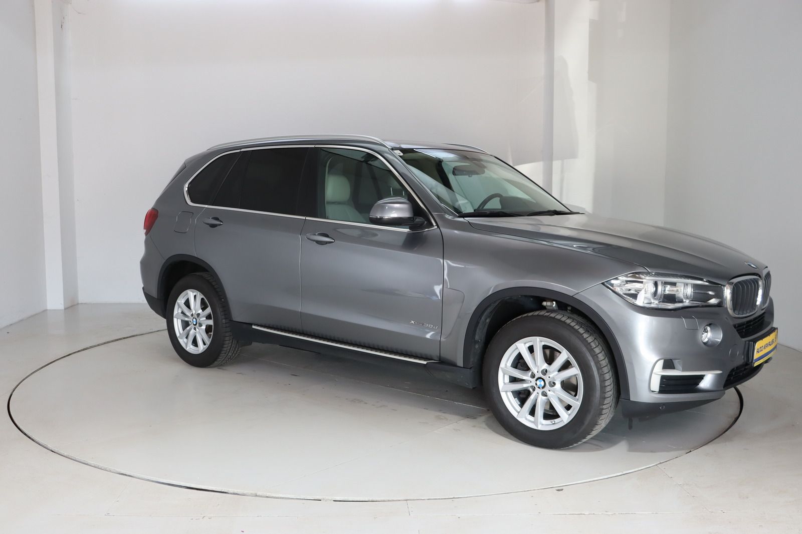 Fahrzeugabbildung BMW X5 xDrive30d * HUD* Pano * Memory * RFK *