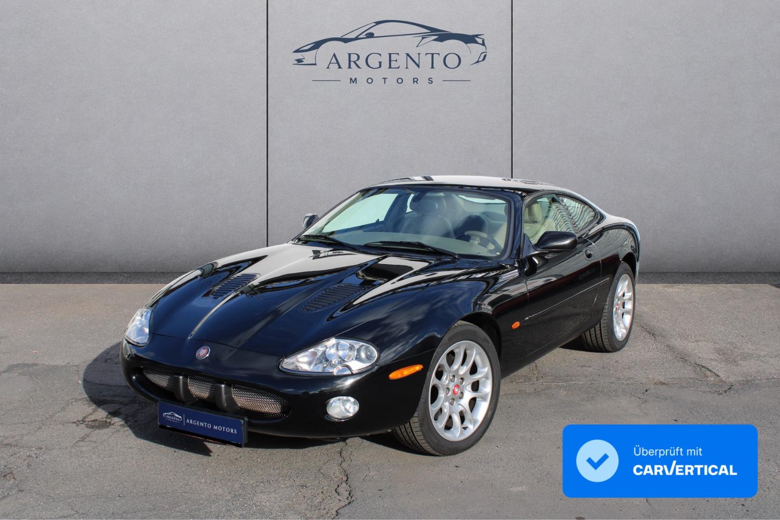 Jaguar XKR