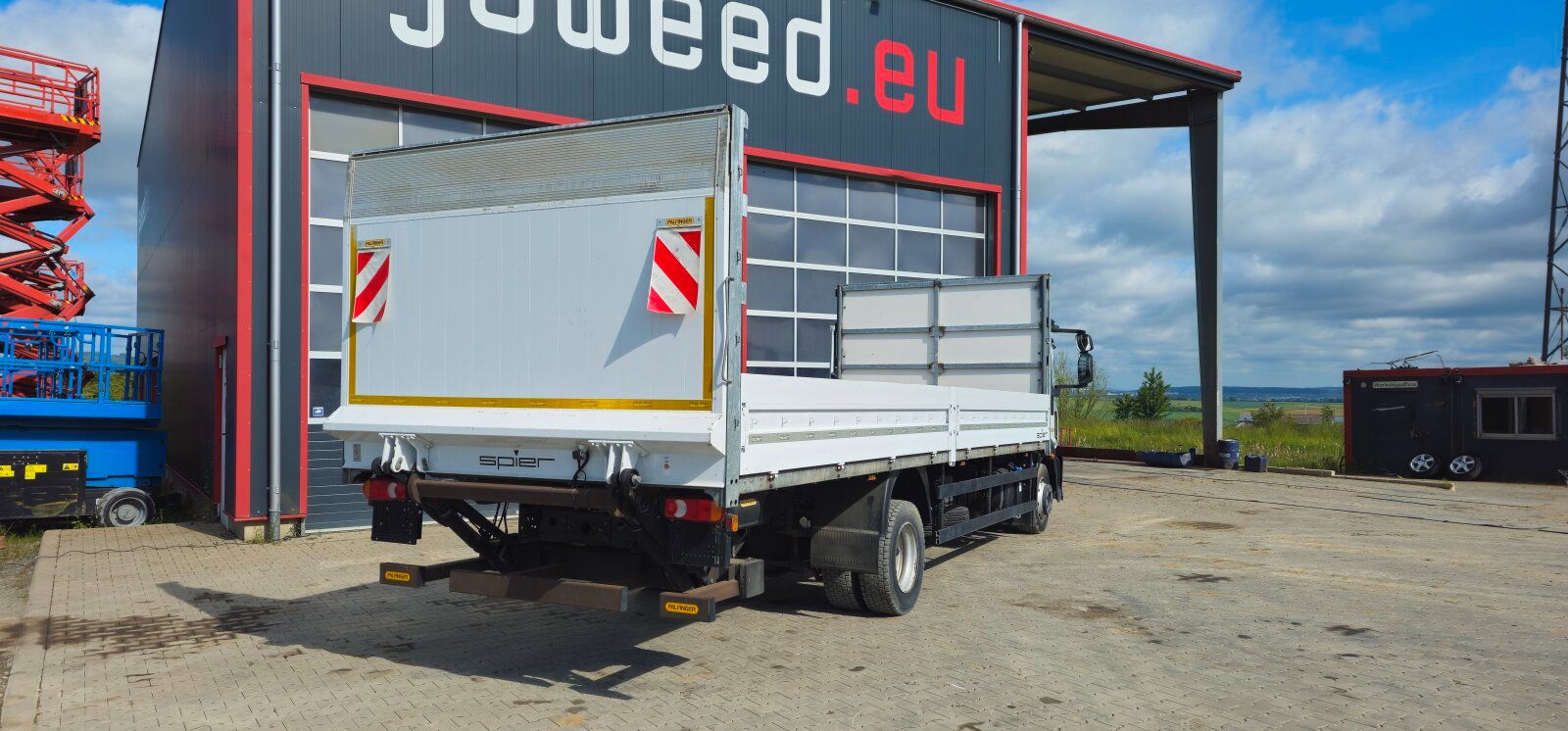 Fahrzeugabbildung Iveco 120 E 25 / ex BUNDESWEHR / 51 tkm / TOP ZUSTAND