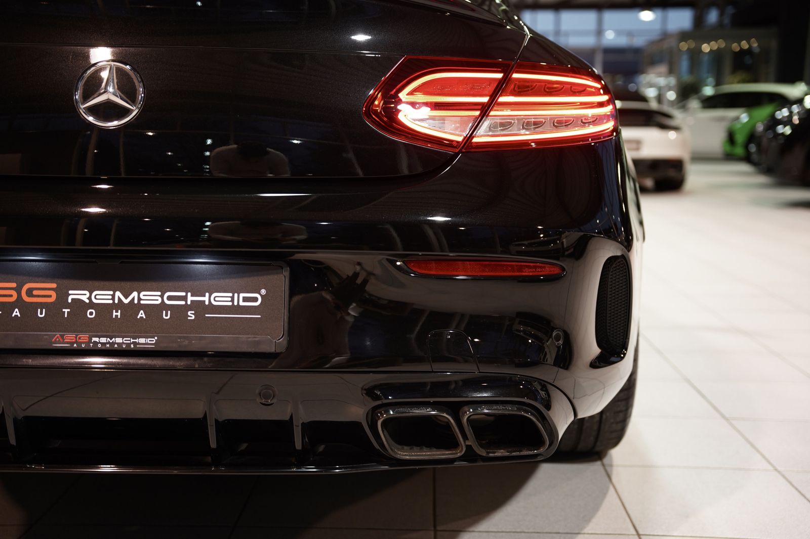 Mercedes Benz C 63 Amg