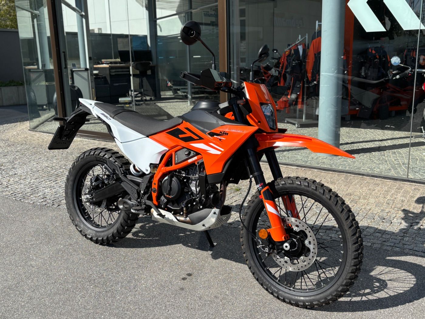 Fahrzeugabbildung KTM 390 Enduro R 2026