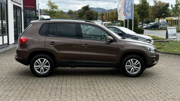 Volkswagen Tiguan - 8