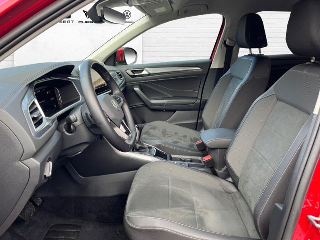 Fahrzeugabbildung Volkswagen T-ROC 1.5 TSI Style DSG KLIMA LED NAVI ALU