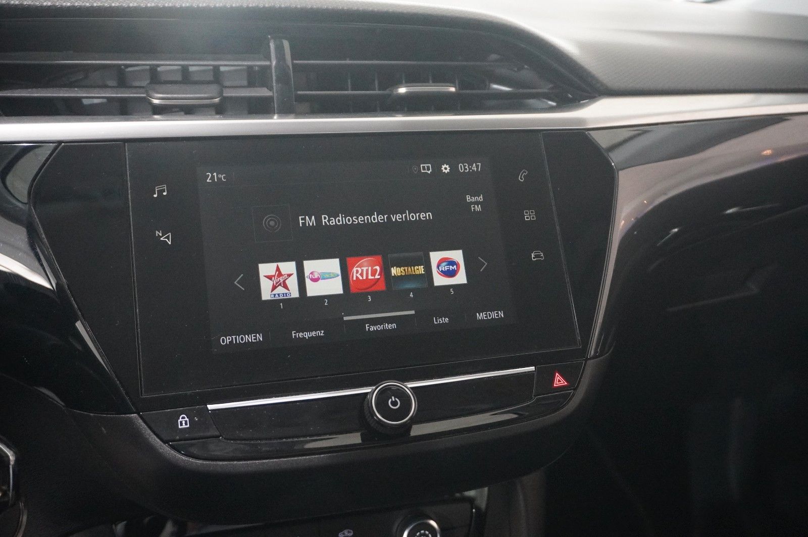 Fahrzeugabbildung Opel Corsa F 1.2 ELEGANCE NAVI/LED/TEMP./SPORT/DAB+