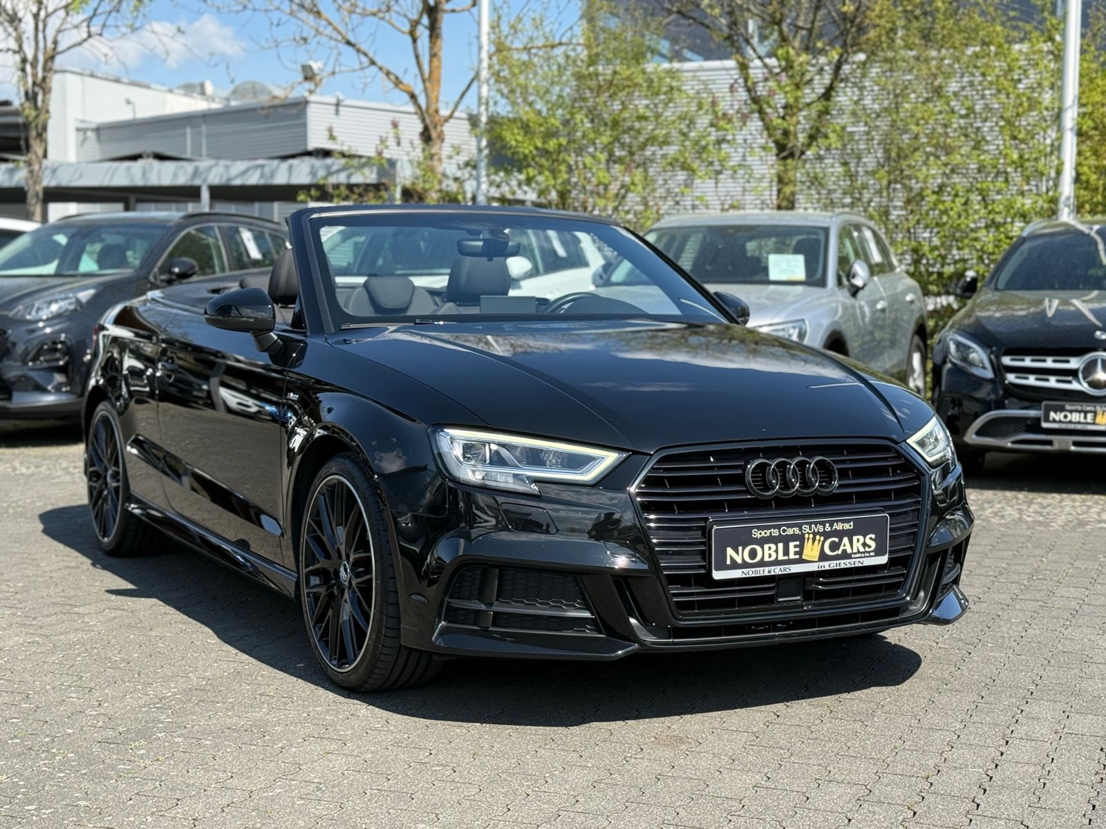 Fahrzeugabbildung Audi A3 Cabriolet 35 TFSI S line B&O ACC LED