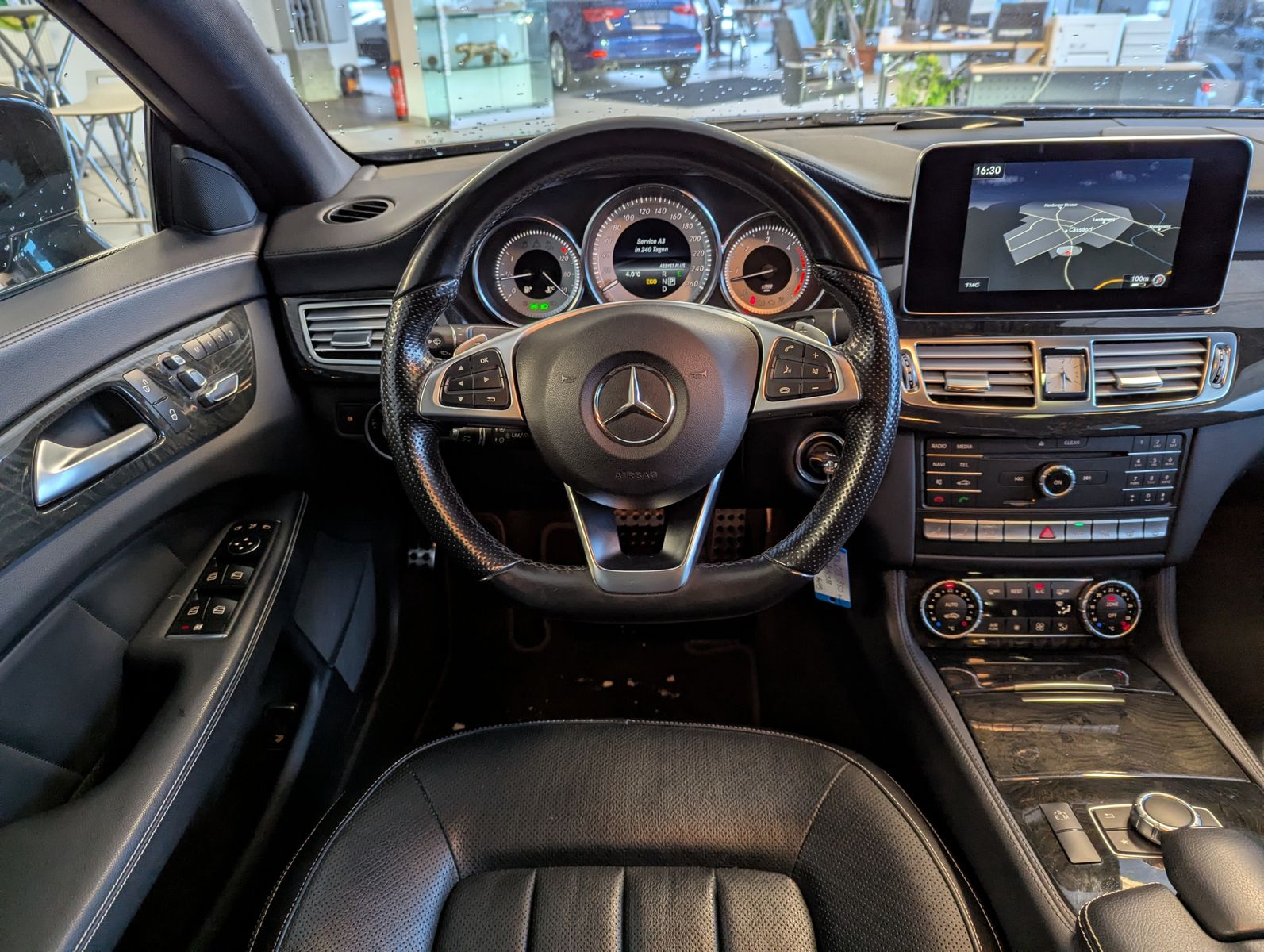 MERCEDES-BENZ CLS 350 d 4Matic AMG StHz. Multibeam Memory 360° - Image 18