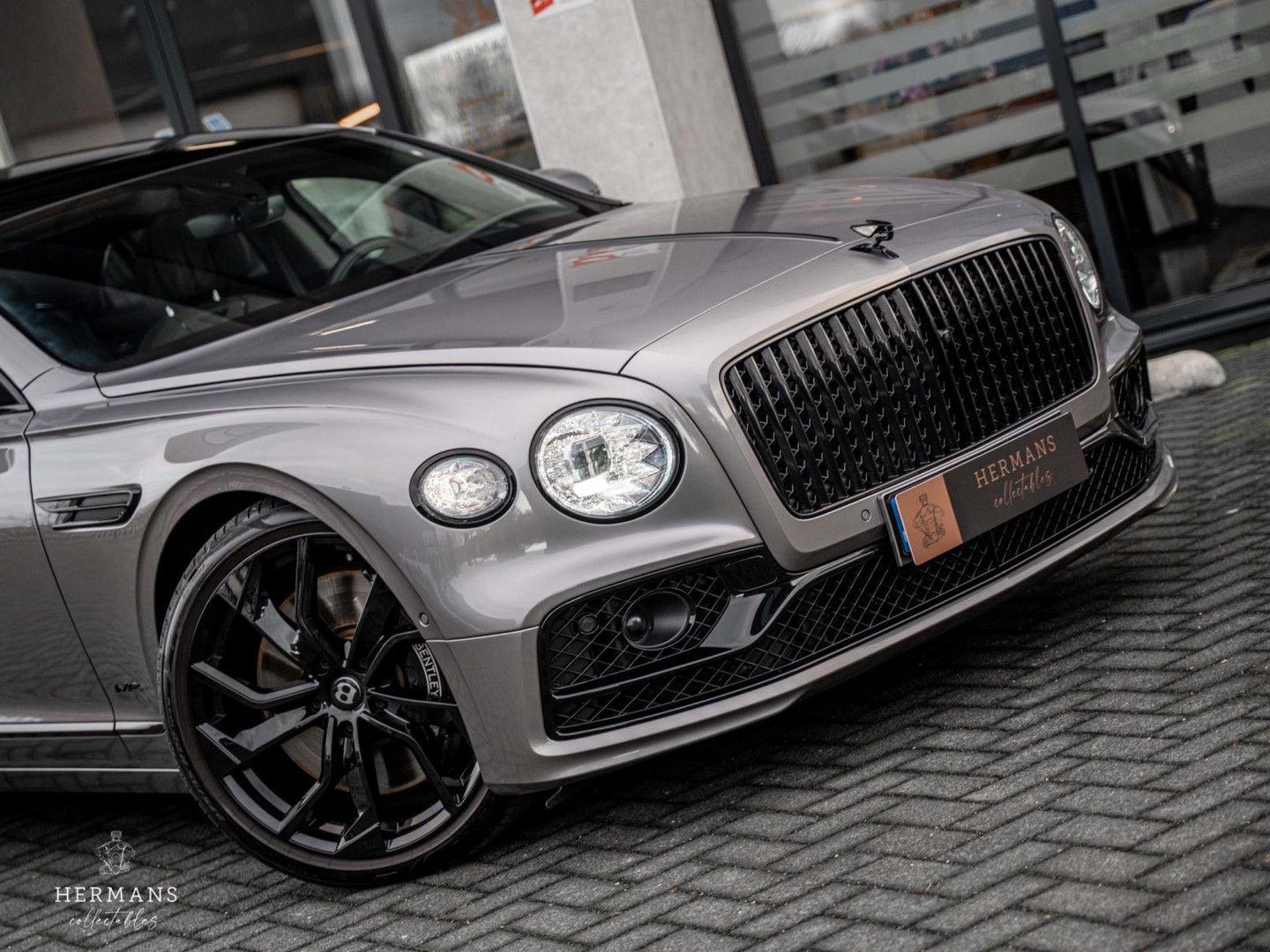 Bentley Flying Spur 6.0 W12 Mulliner / Massage / Black L