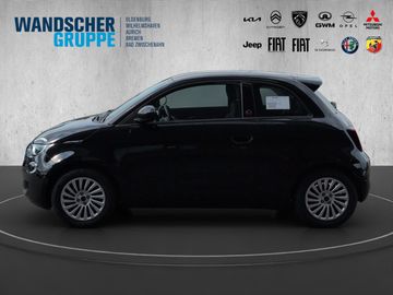 Fiat 500e Red 42kw Kam.+KeyLess+SHZ+PDC+SoundSys+AUT