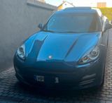 Porsche Panamera  4S - Porsche in Worms