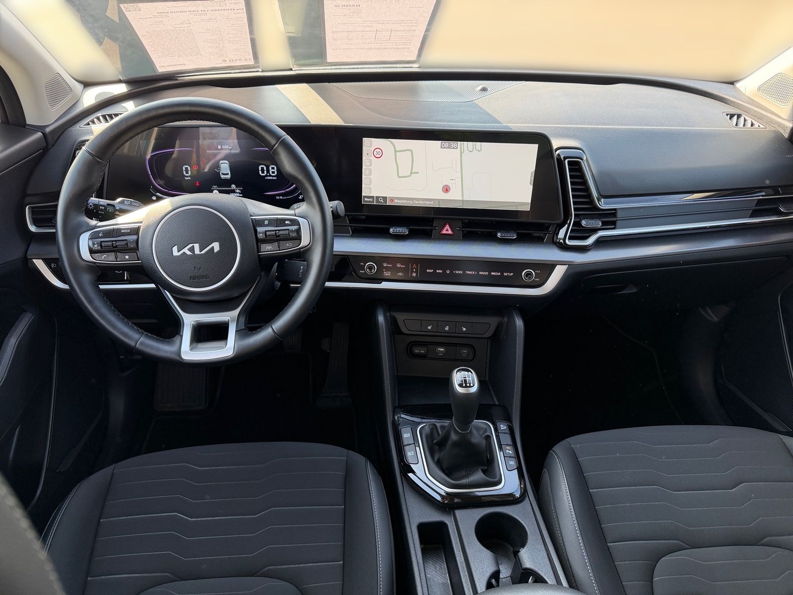 Fahrzeugabbildung Kia SPORTAGE 1.6T 2WD VISION KOM