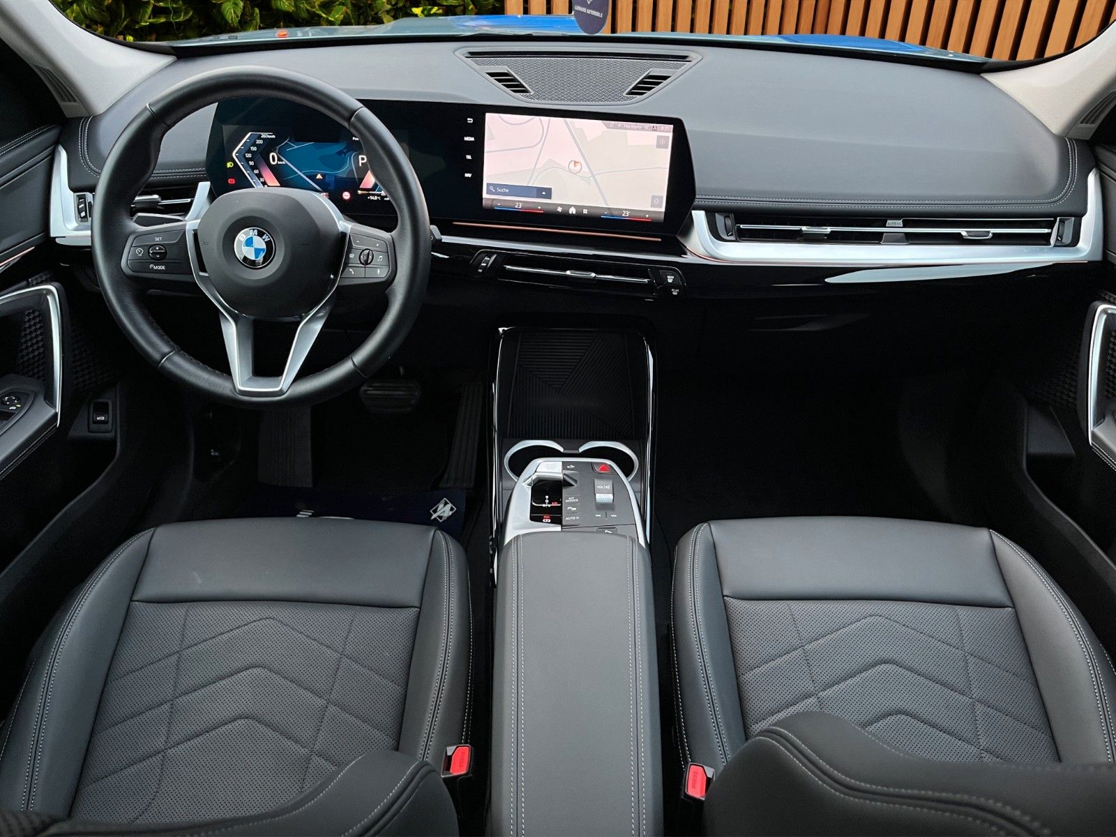 Fahrzeugabbildung BMW X1 18d sDrive*xLine*NAVI*PDC*KAMERA*u.v.m**