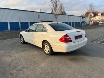 Mercedes E 280 - 5