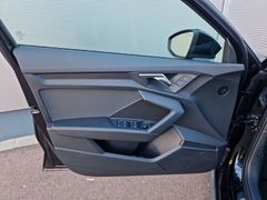 Fahrzeugabbildung Audi A3 Sportback 35 TDI S Line LED NAVI+ KAMERA SPOR