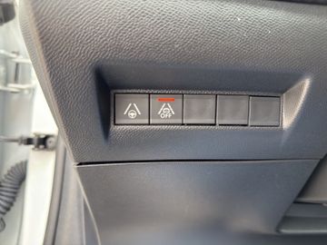 Peugeot 208 e GT Pack 136 50kWH Navi+RFK+SHZ+Carplay+Pan