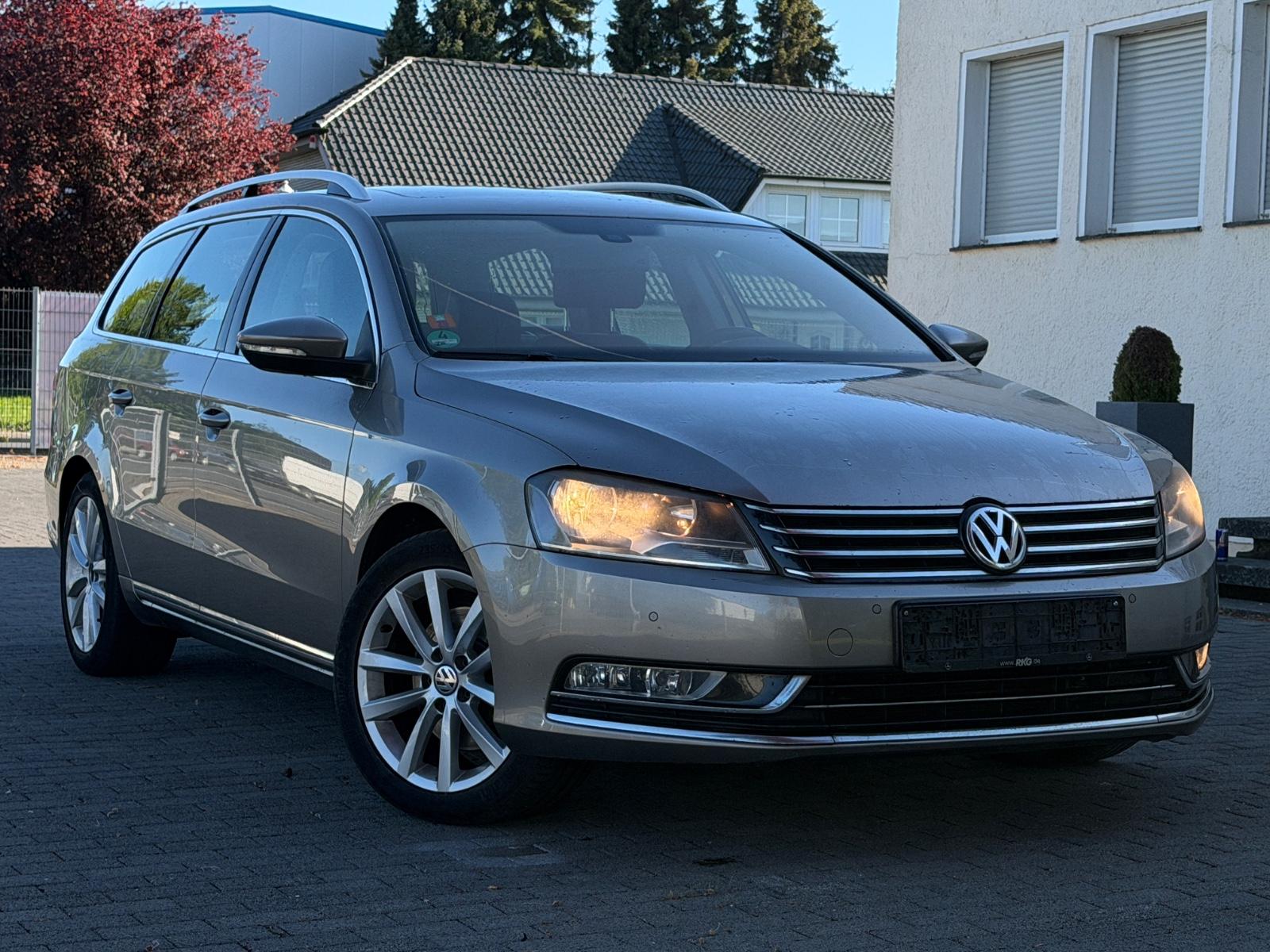 Volkswagen Passat Variant 2,0 TSI ; Highline ; TÜV Neu