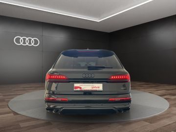 Audi Q7 - 4