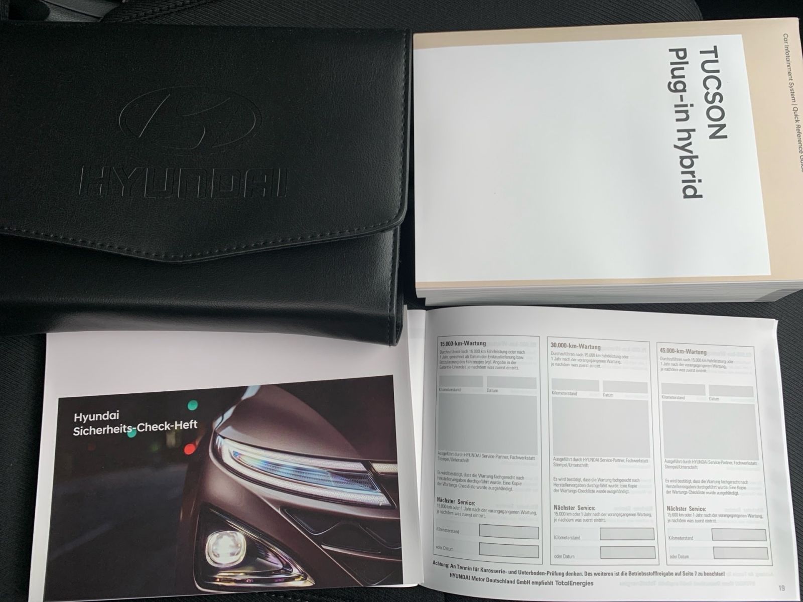 Fahrzeugabbildung Hyundai TUCSON 1.6 T-GDI Plug-In Hybrid 4WD LED