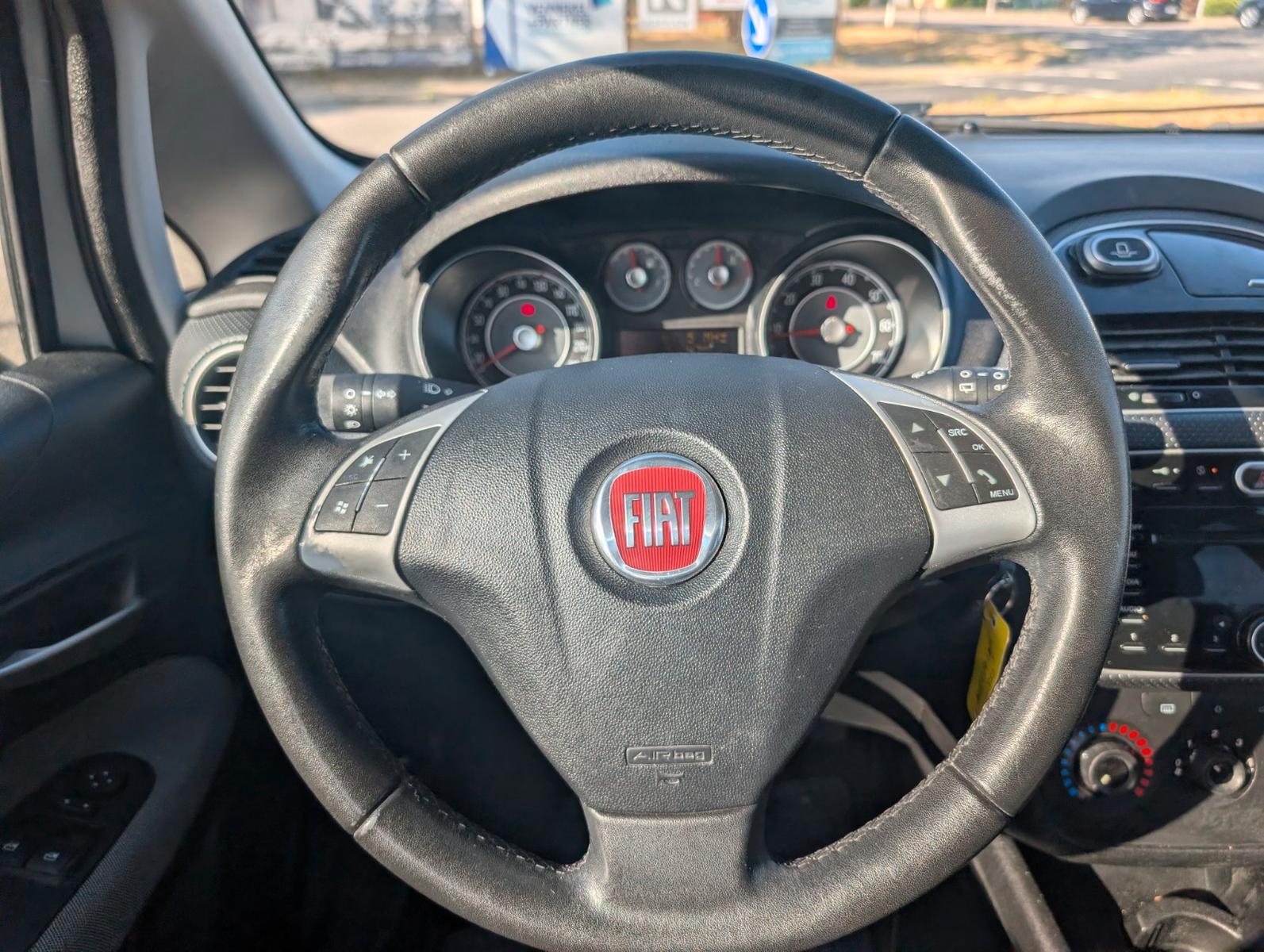 Fiat Punto Evo Dynamic*KLIMA*ZV-FUNK*RADIO-CD !!