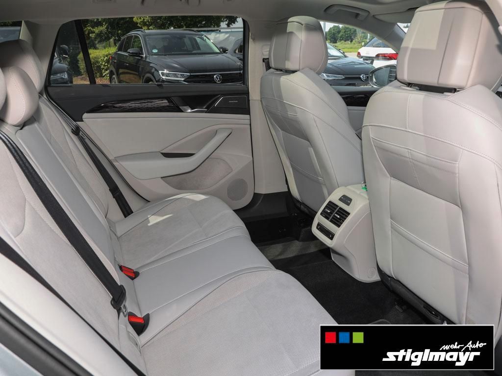 Volkswagen Passat Variant - Bild 9