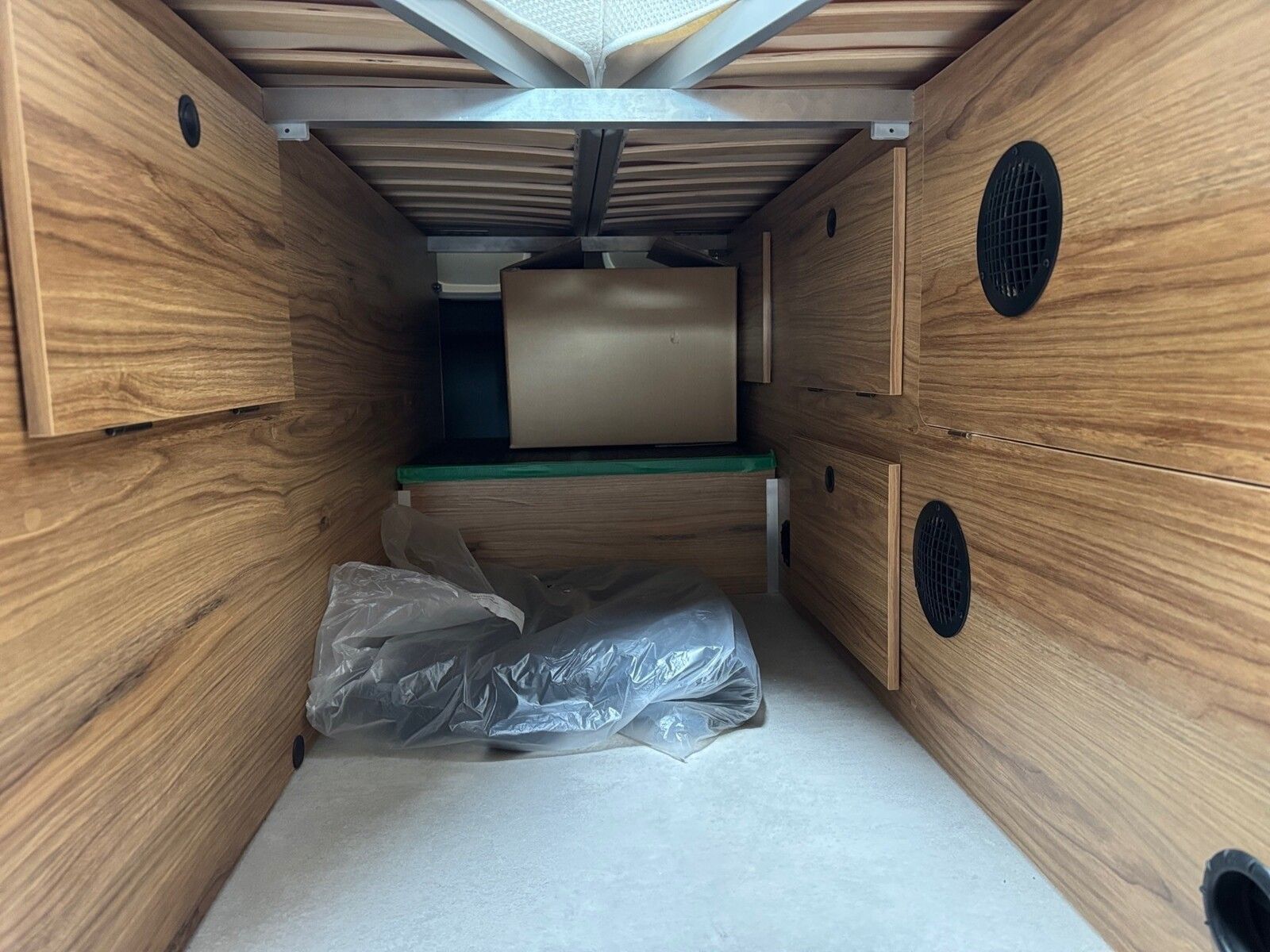 Fahrzeugabbildung Karmann Dexter 4x4 DE 570 AW Klima, RFK, Heizung 4KW