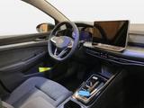 Volkswagen Golf VIII 1.5 eTSI DSG Style Parkassistent Plus - Volkswagen Golf: V Plus