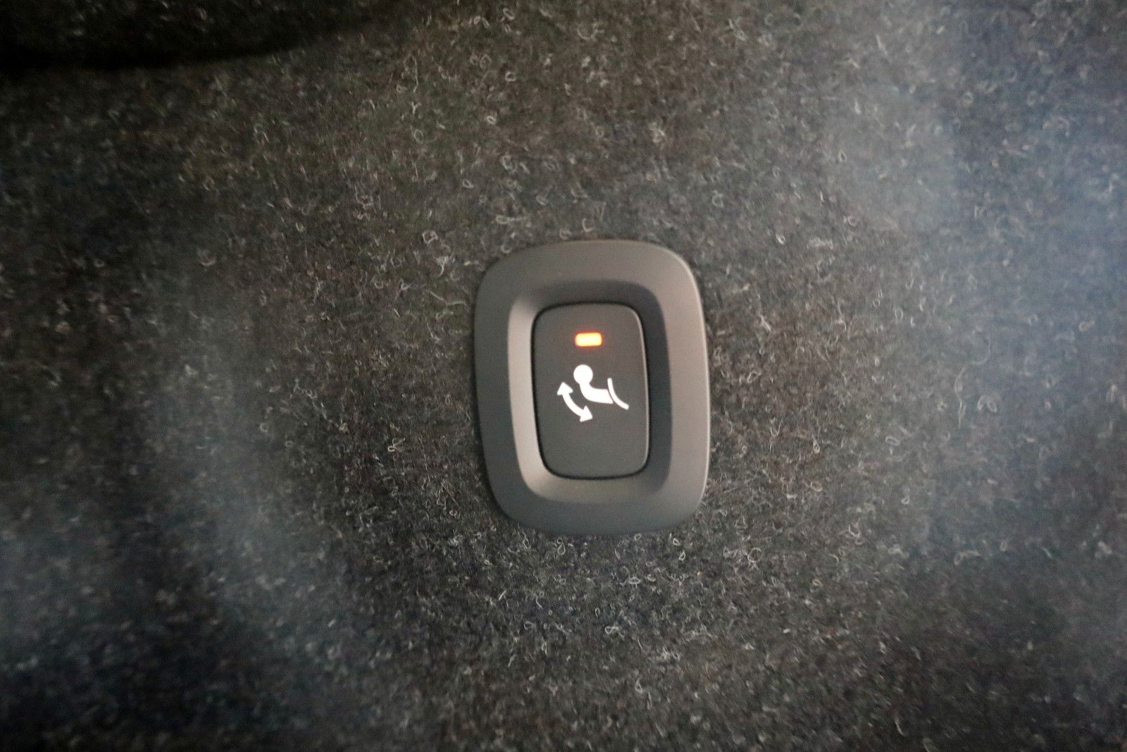 Fahrzeugabbildung Volvo XC40 Inscription Expression, Navi,LED,Kamera,AHK