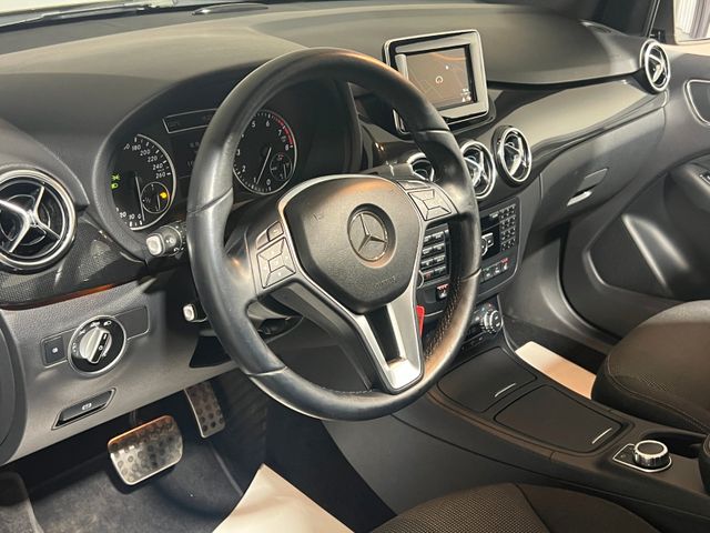 Mercedes-Benz B 220 4Matic Automatik,Panorama,Navi,Kamera,Alu