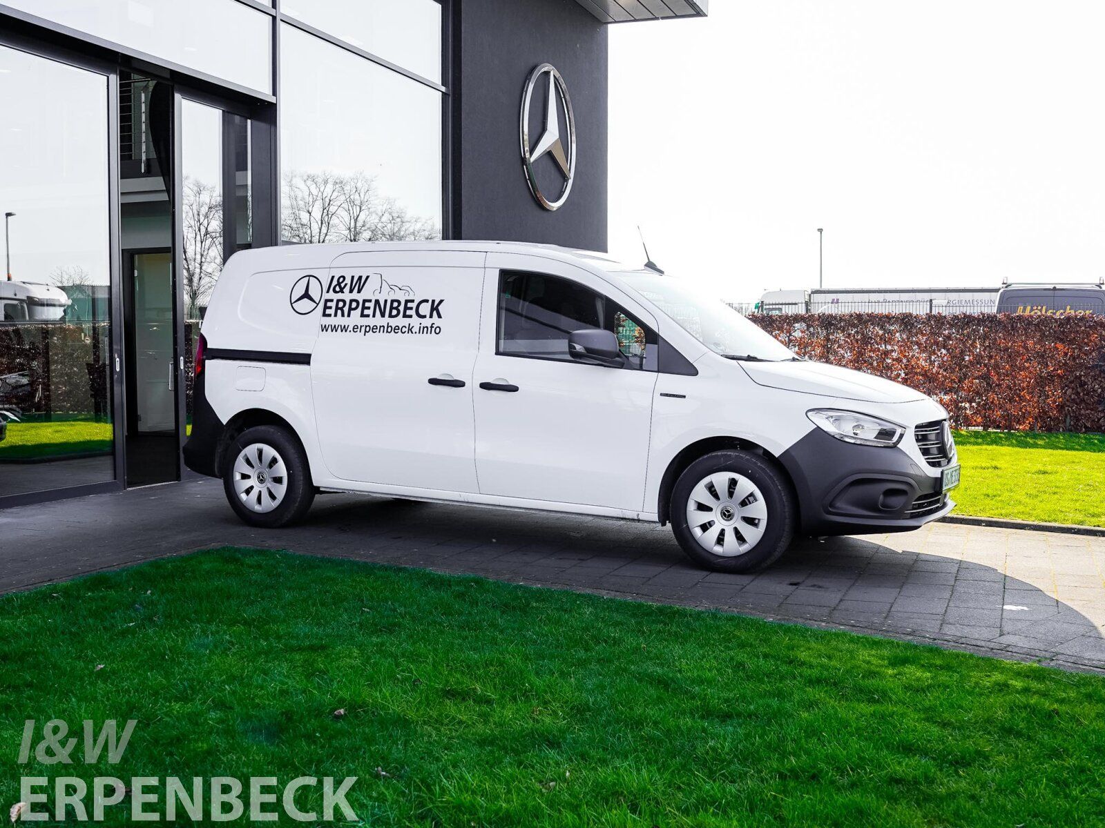 Fahrzeugabbildung Mercedes-Benz eCitan Kasten BASE Lang/Winter-Paket/CarPlay