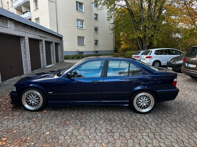 BMW 2 Hand,M-Paket,18 Zoll,TÜV03/26,wenig km