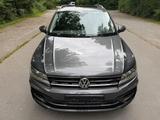 Volkswagen Tiguan Highline 4Motion R-Line Pano - gebrauchte VW Tiguan aus dem Jahr 2019