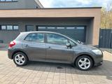 Toyota Auris 1.6 Edition  Nur 48.000 km 1... - gebrauchte Toyota Auris aus dem Jahr 2012