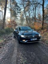 Volkswagen Passat Alltrack 2.0 TDI SCR 140kW DSG BMT 4M... - Volkswagen Passat Alltrack aus 2015