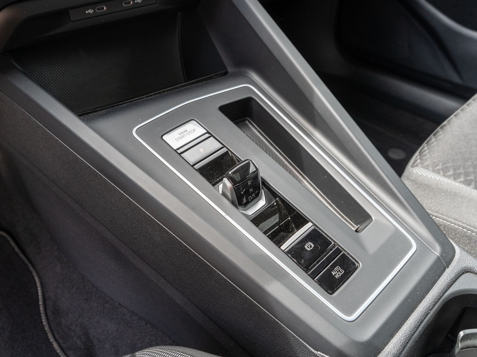 Volkswagen Golf - Bild 14