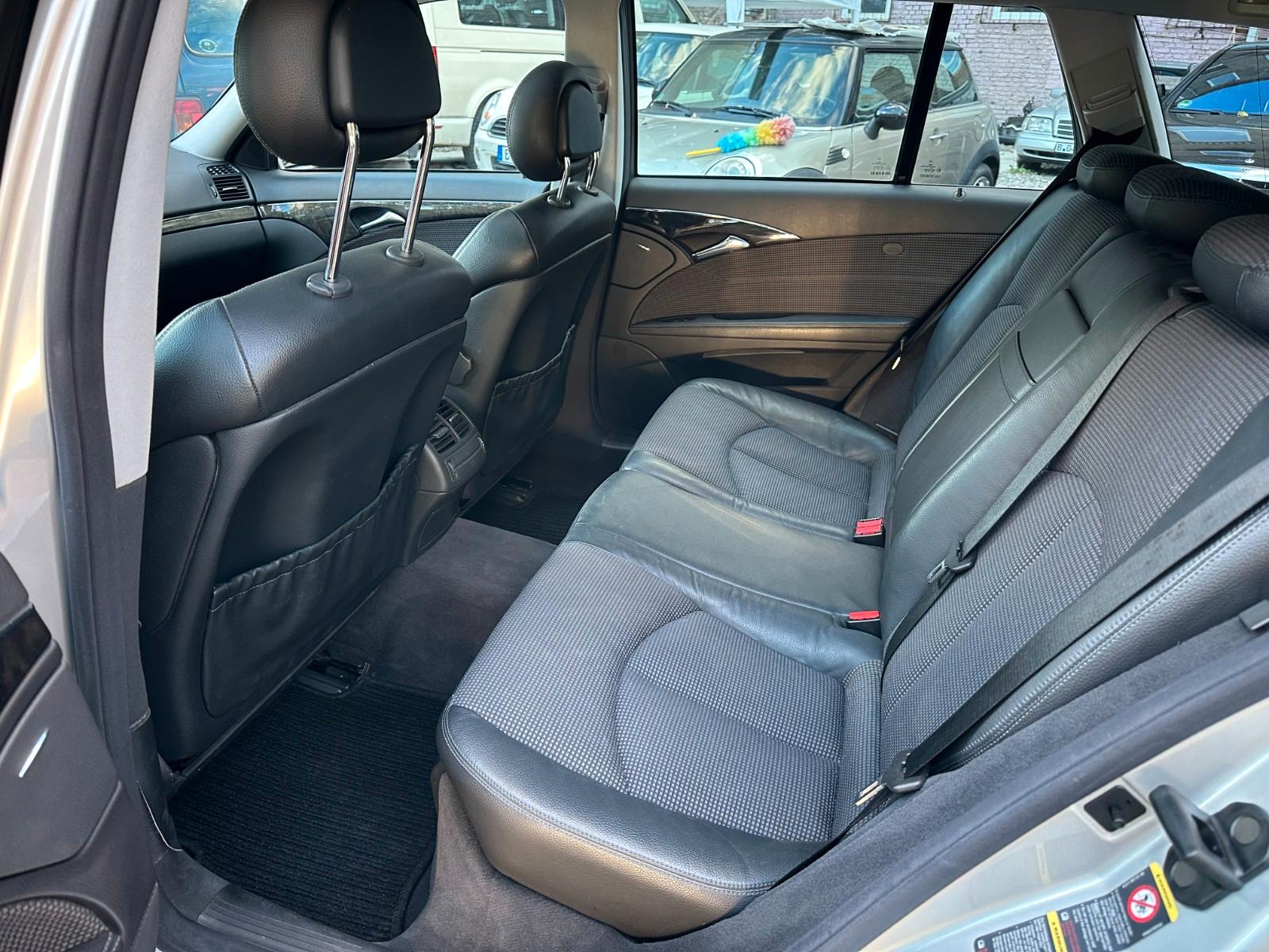 Mercedes-Benz E200 2004 — photo 10