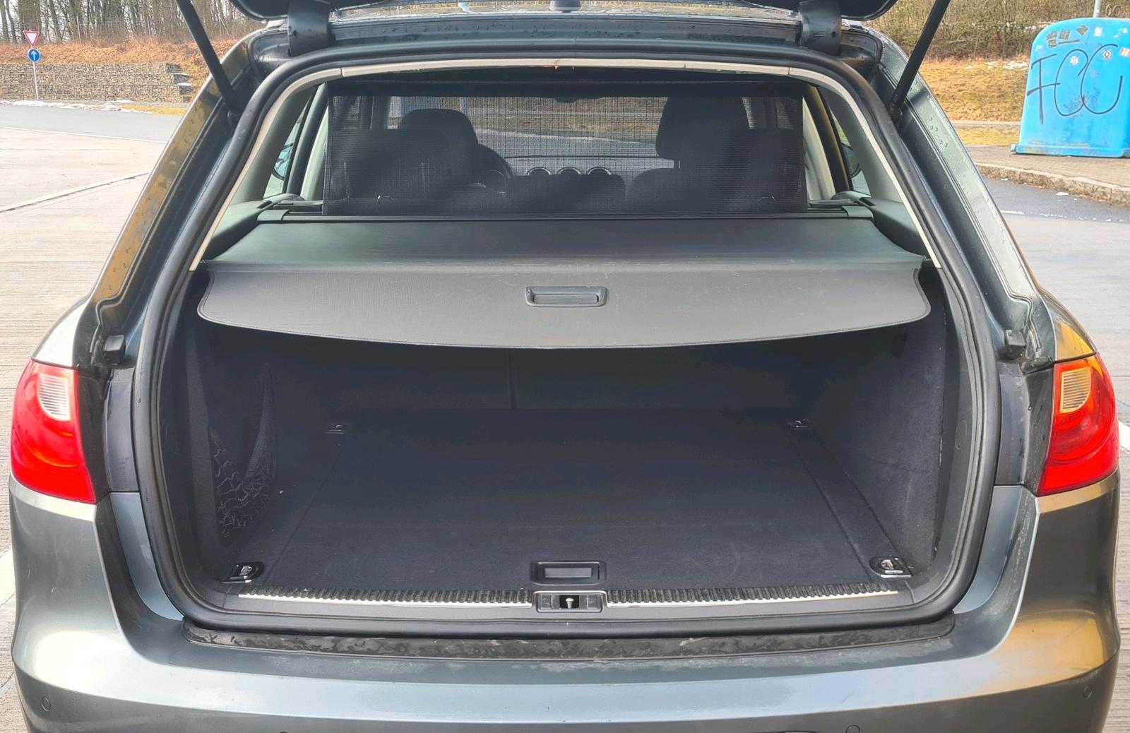 Seat Exeo 2012 — photo 11