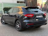 Maserati Levante Trofeo Q4//*CARBON*//*360 KAMERA*// - Maserati Levante in Berlin
