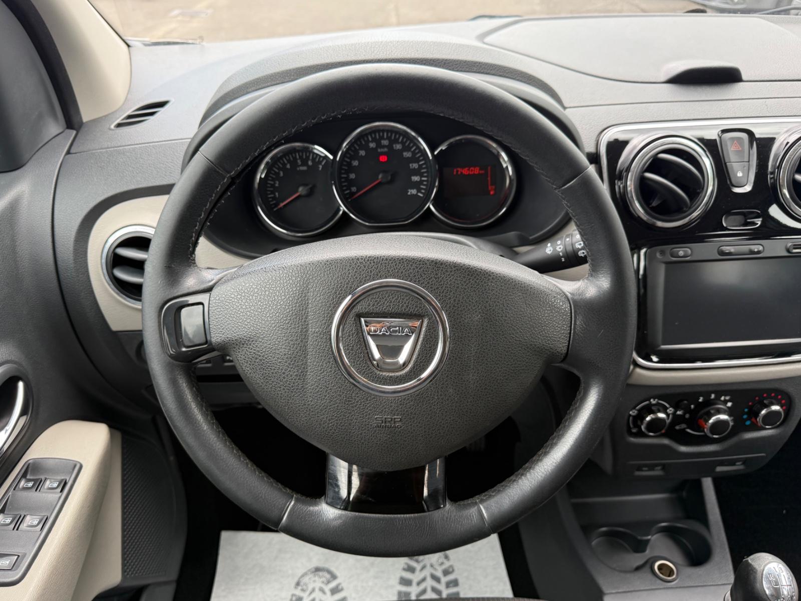 Dacia Lodgy 2013 — photo 12