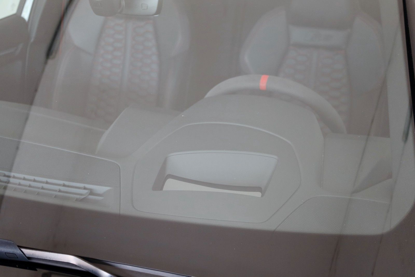 Fahrzeugabbildung Audi RS3 Lim. , RS-Designpaket, HUD,Panorama,Matrix