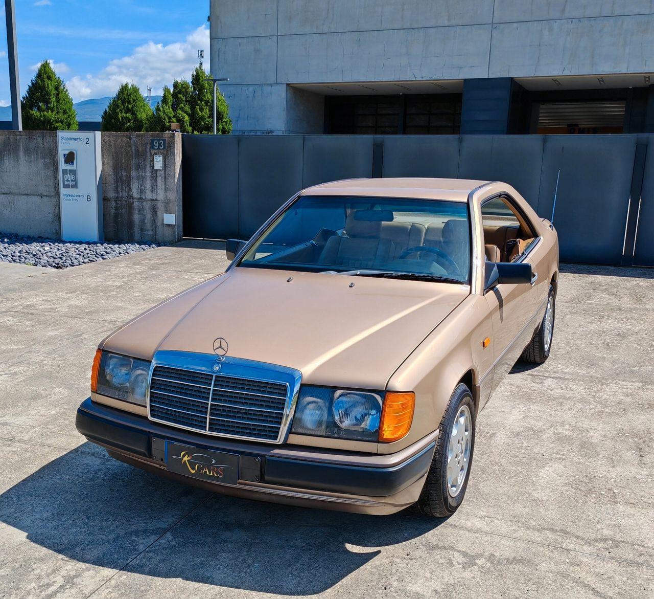 Mercedes-Benz CE 300