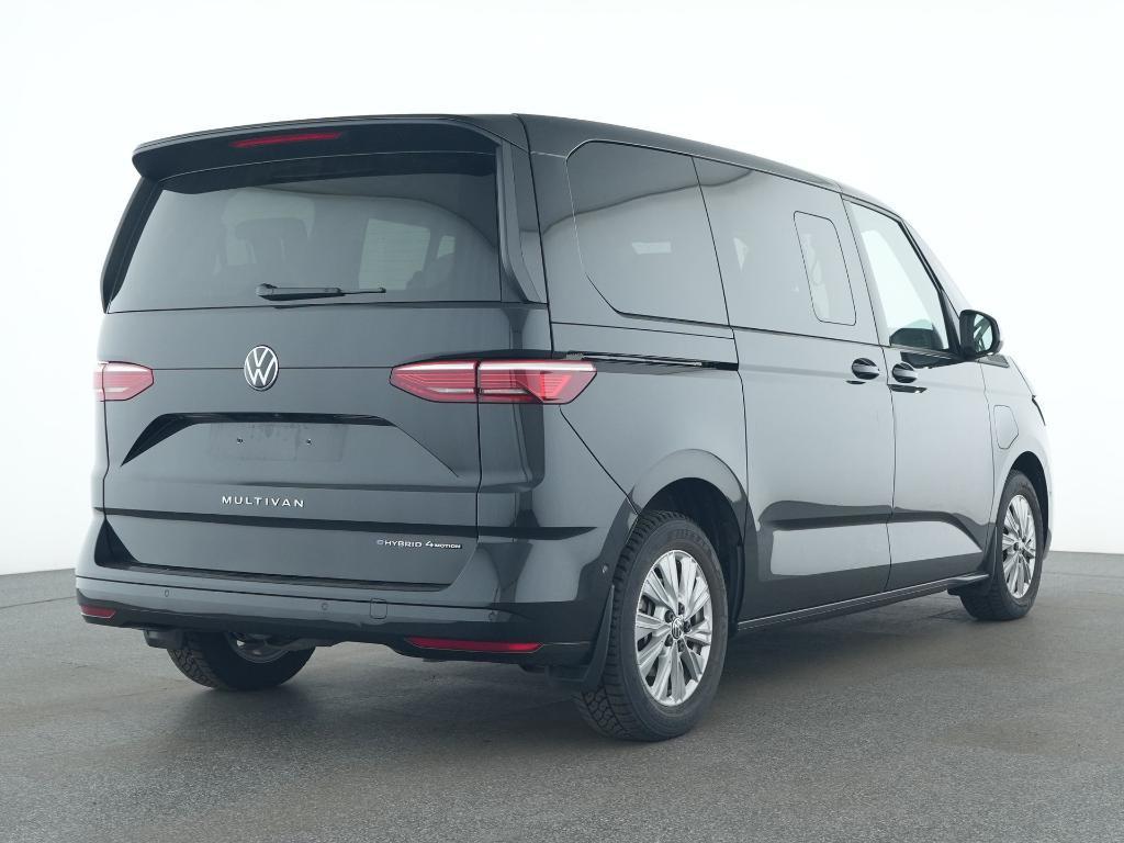 Volkswagen T7 Multivan Life eHybrid 4M DSG ACC AHK IQ.LIGHT
