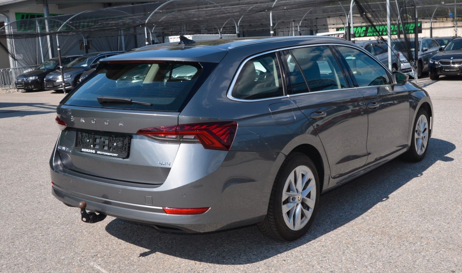 Skoda Octavia 2,0TDI 4x4 Style DSG LED AHV EXP:15.780 imagem 3