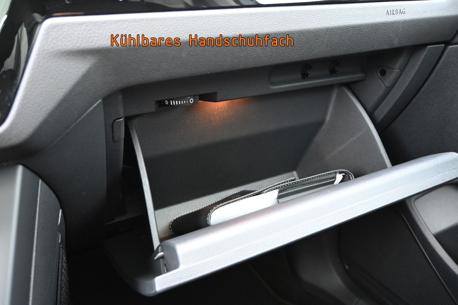 Fahrzeugabbildung Volkswagen Touran 2.0 TDI °UVP61.090€°ACC°AHK°DYN°PANO°SHZG