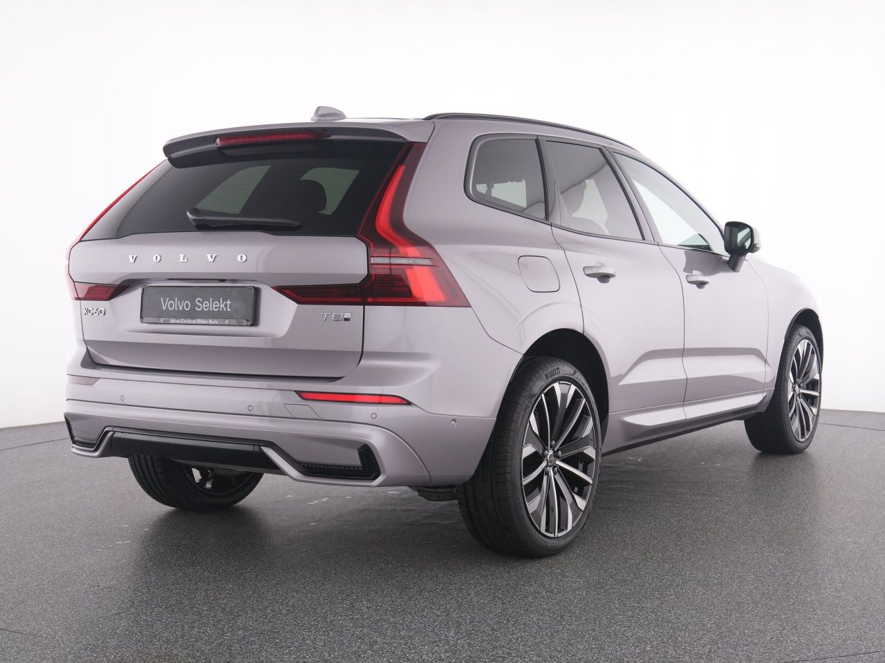 Volvo XC60 T8 Recharge  Ultra Dark+MASSAGE+BO&WI+LEDER imagem 3