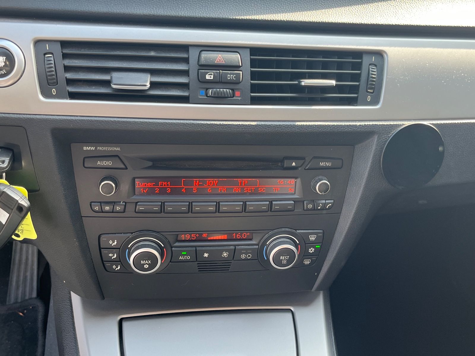 Fahrzeugabbildung BMW 318 2.0 Baureihe 3 Lim. 318d