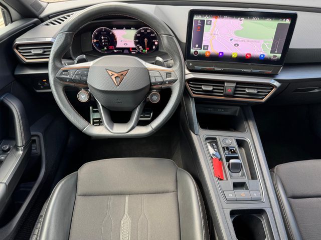 Leon ST 1.4 eHYBRID 180kW VZ DSG ACC/NAV/RFK/DCC