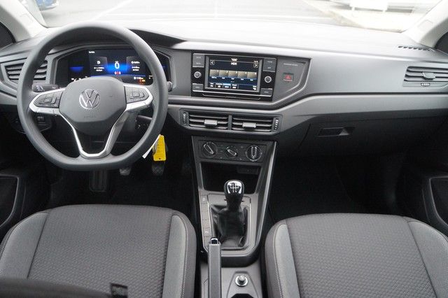 Fahrzeugabbildung Volkswagen Taigo TSI LED AHK AID GRA PDC SH