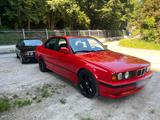 BMW 525 iA Brillant Rot - BMW 525 aus 1992: 525i