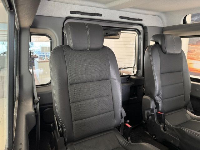 Foto Nummer 9: LAND ROVER Defender